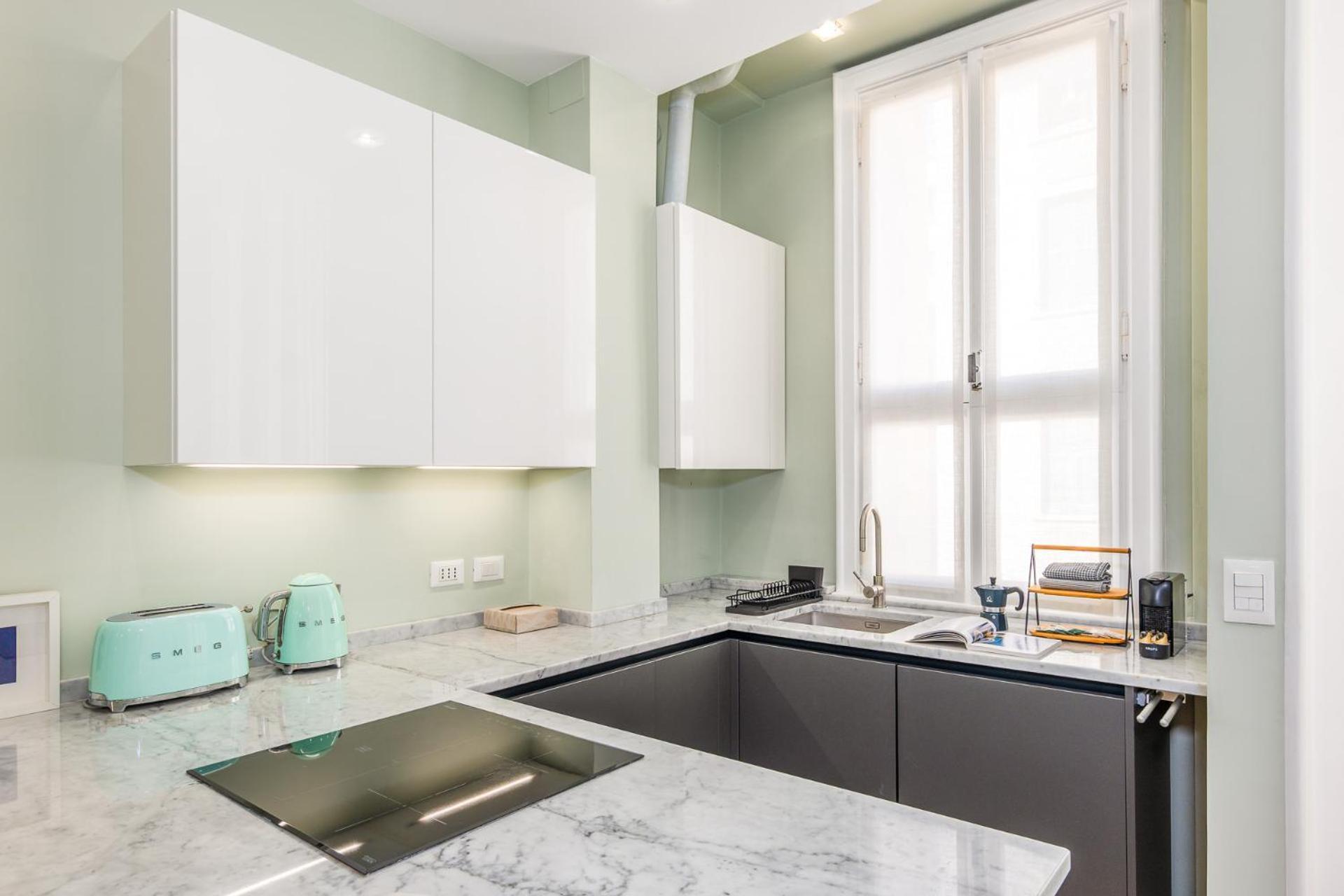 Design Boutique Flat - Refined & Milano