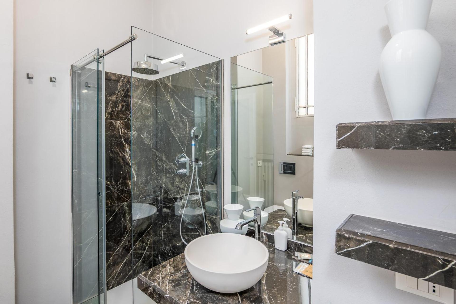 Design Boutique Flat - Refined & Appartamento