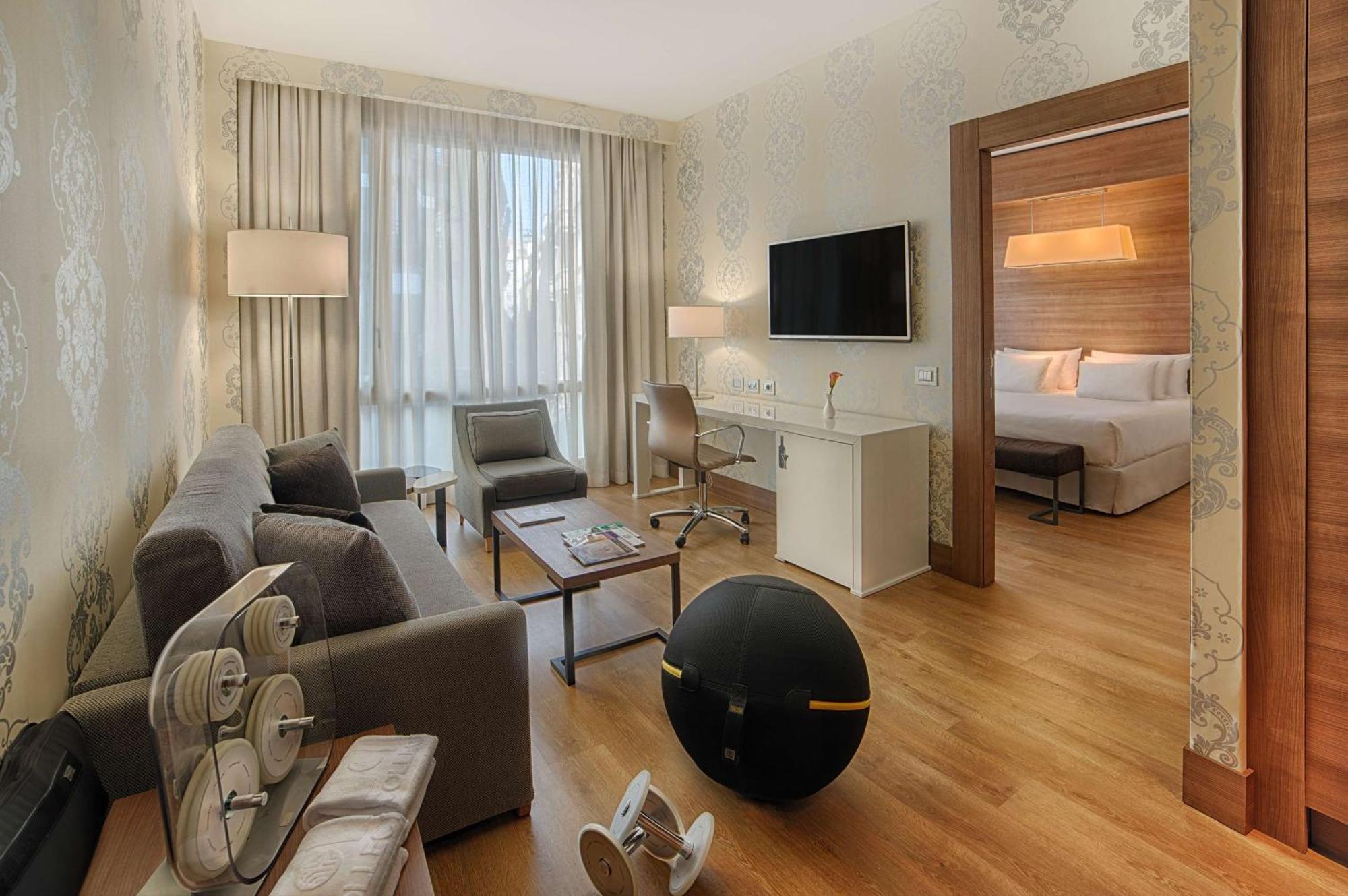 Nh Collection President Hotel