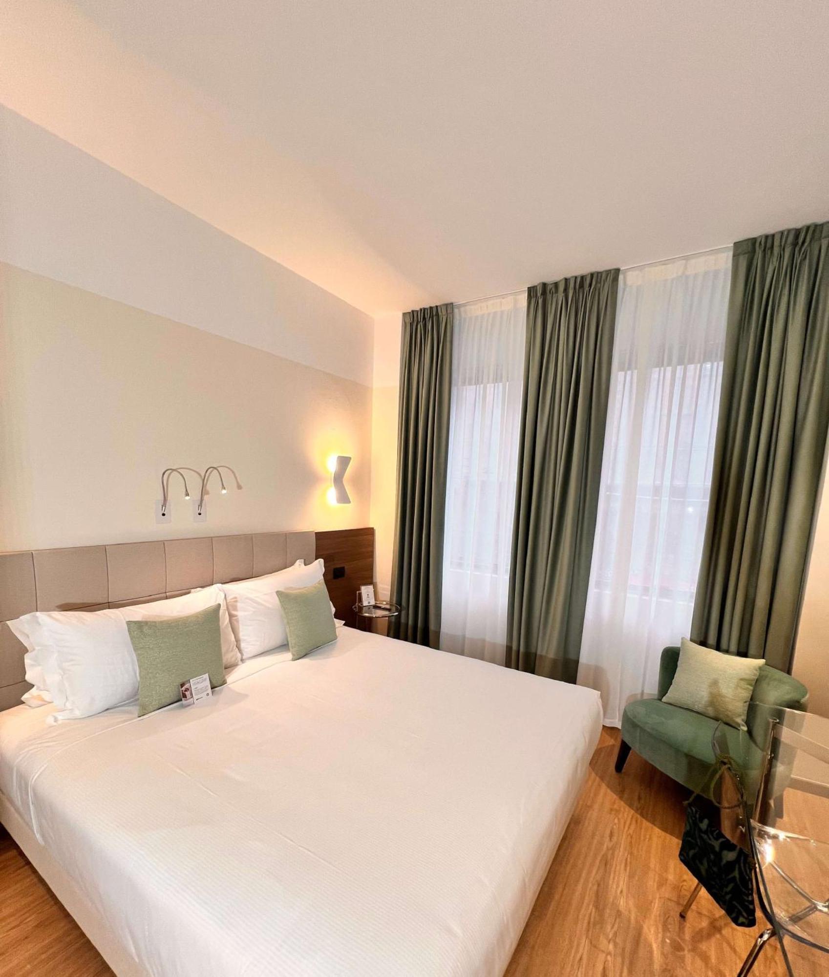 Western 4* Milan