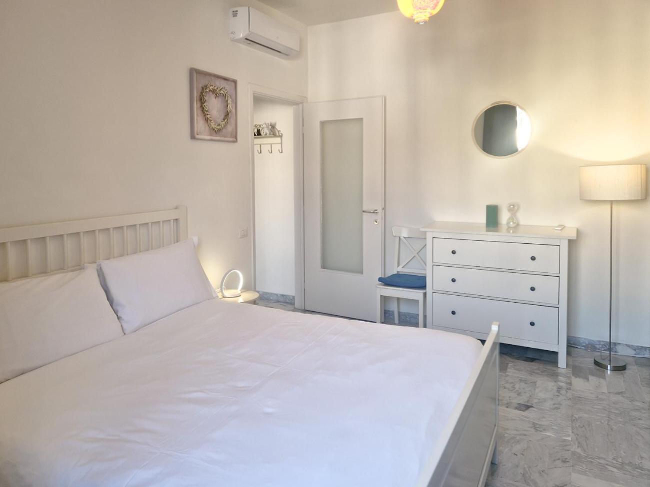 Piazza Gramsci Amazing With Balcony - Collection Apartment Milan