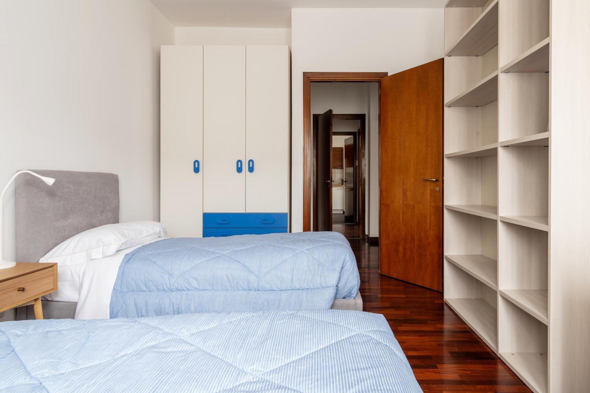 Wonderful Three-room Just Few Minutes Away From Mm Tricolore * Milano