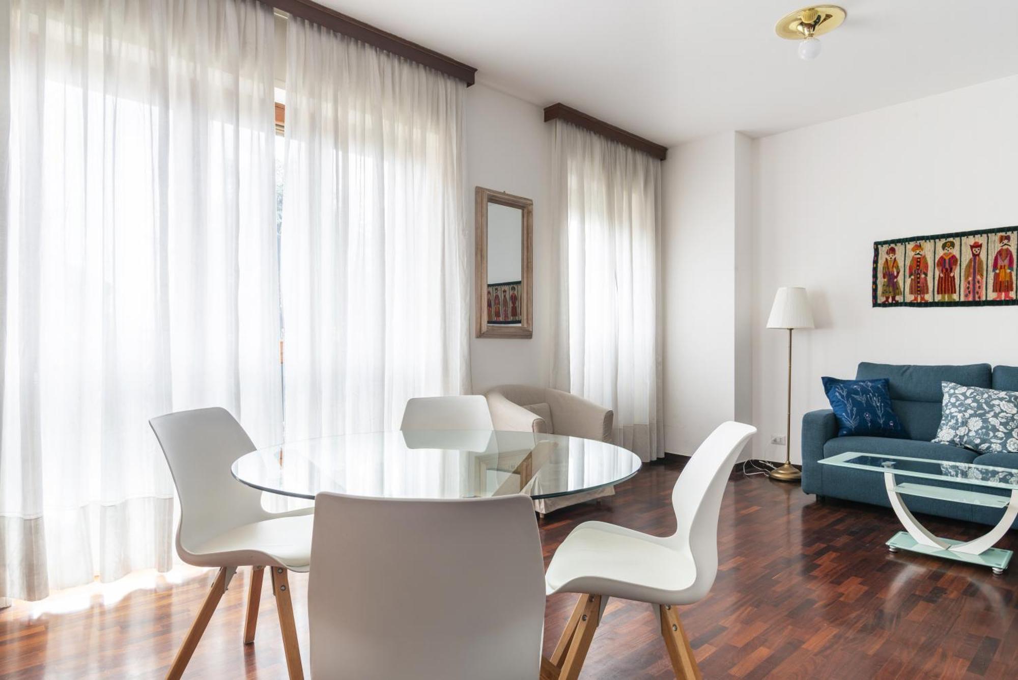 Wonderful Three-room Just Few Minutes Away From Mm Tricolore * Milano