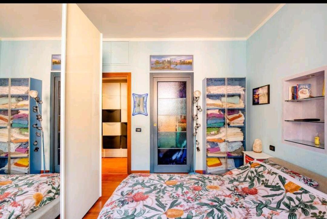 A Quiet And Loving Gem In The Center Of Appartamento Milano