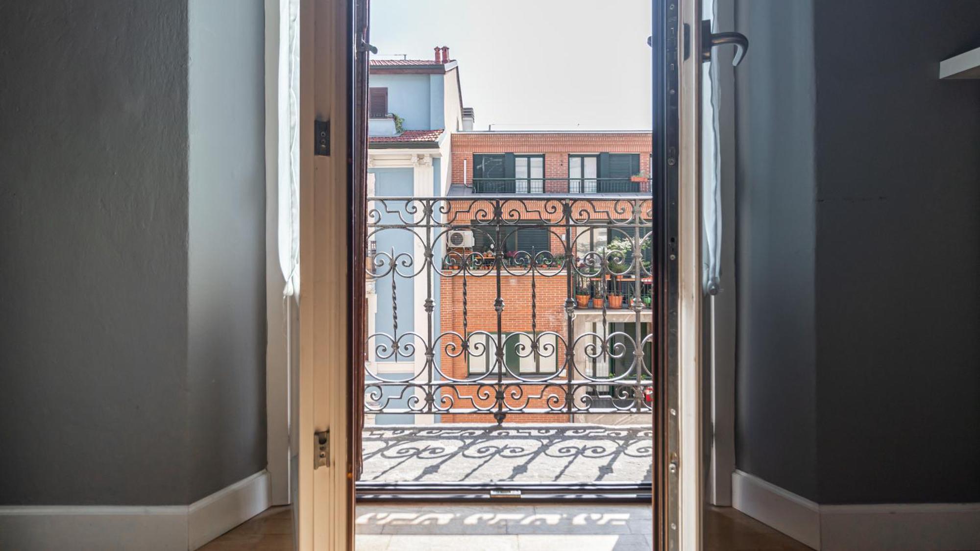 Italianway - Rosmini 13 B Milano