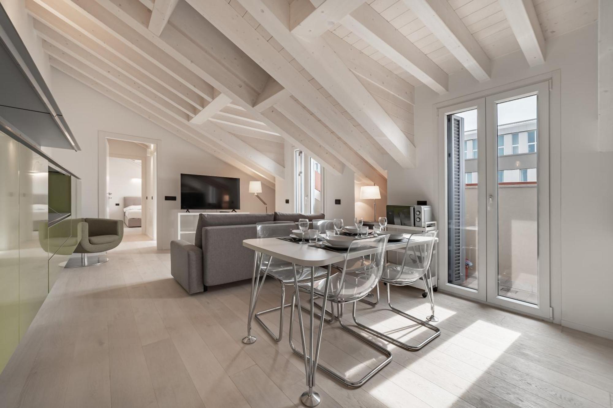 Appartamento 10 Min Walk From Prada, Bocconi And Metro *
