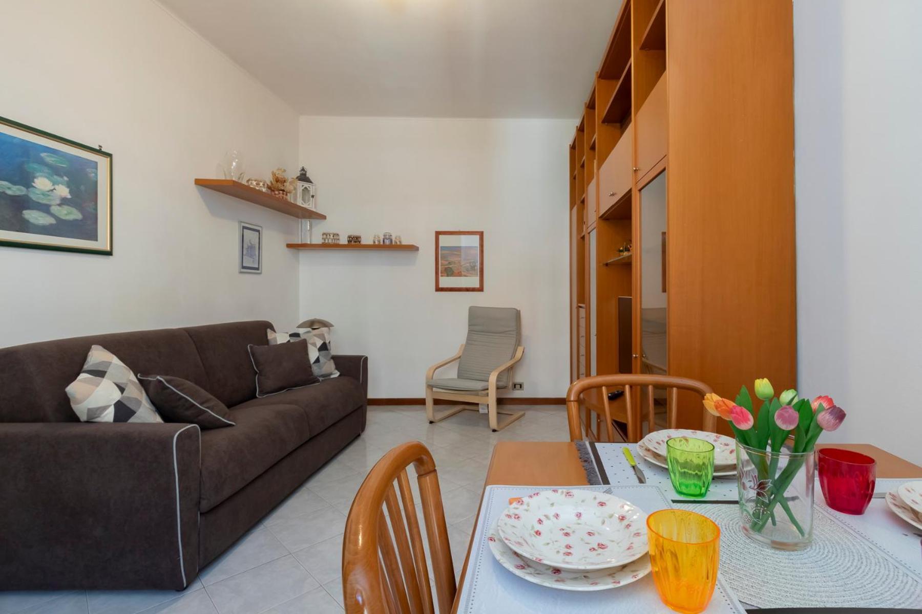 Appartamento De Angeli San Siro Large Two-room