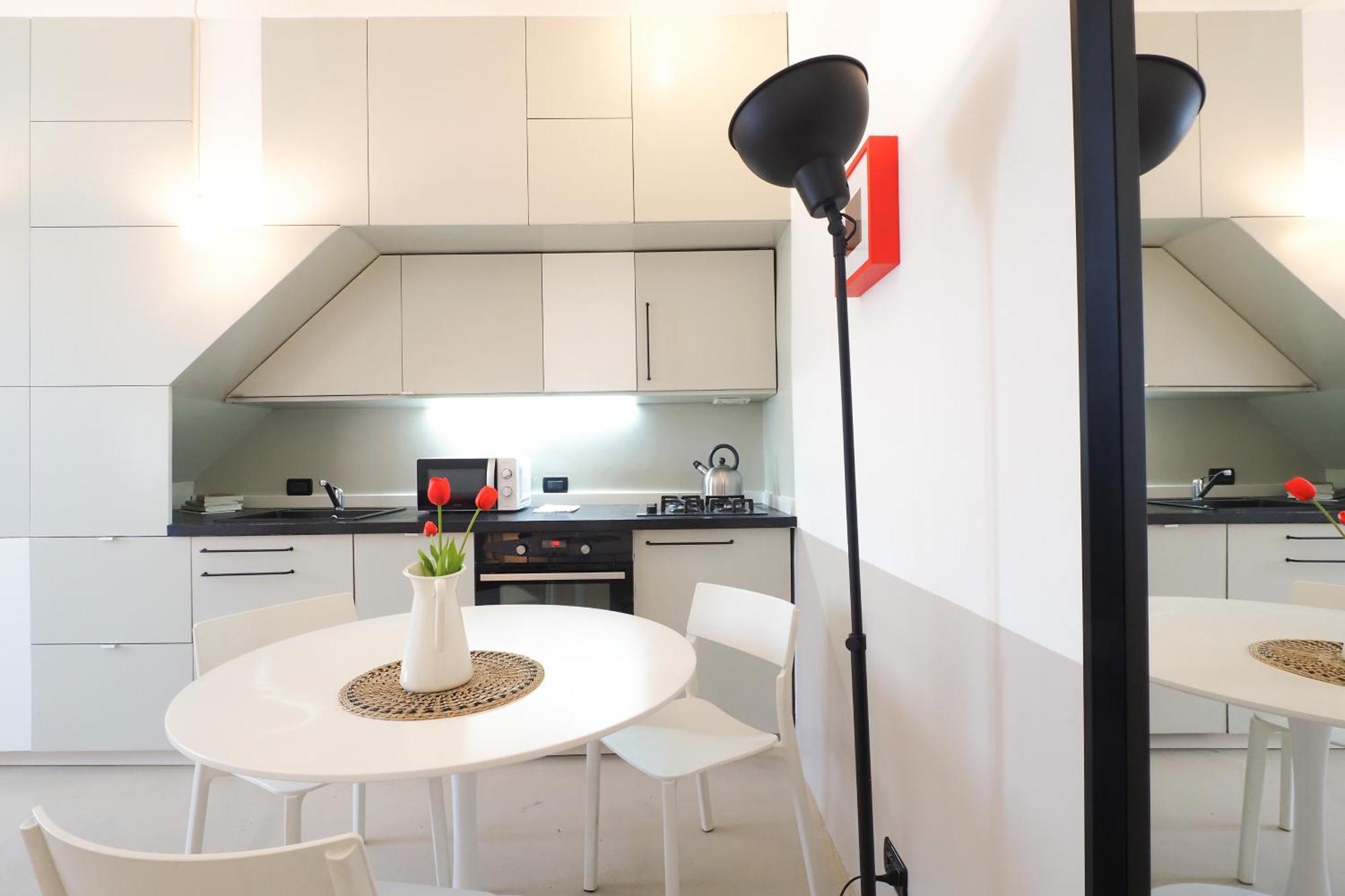 Primopiano Tadino Apartment *