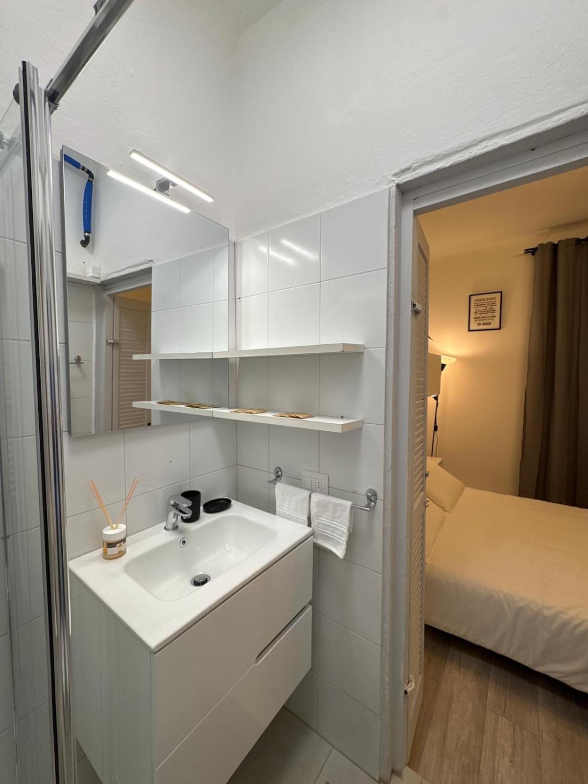 Apartment Bocconi 1 *