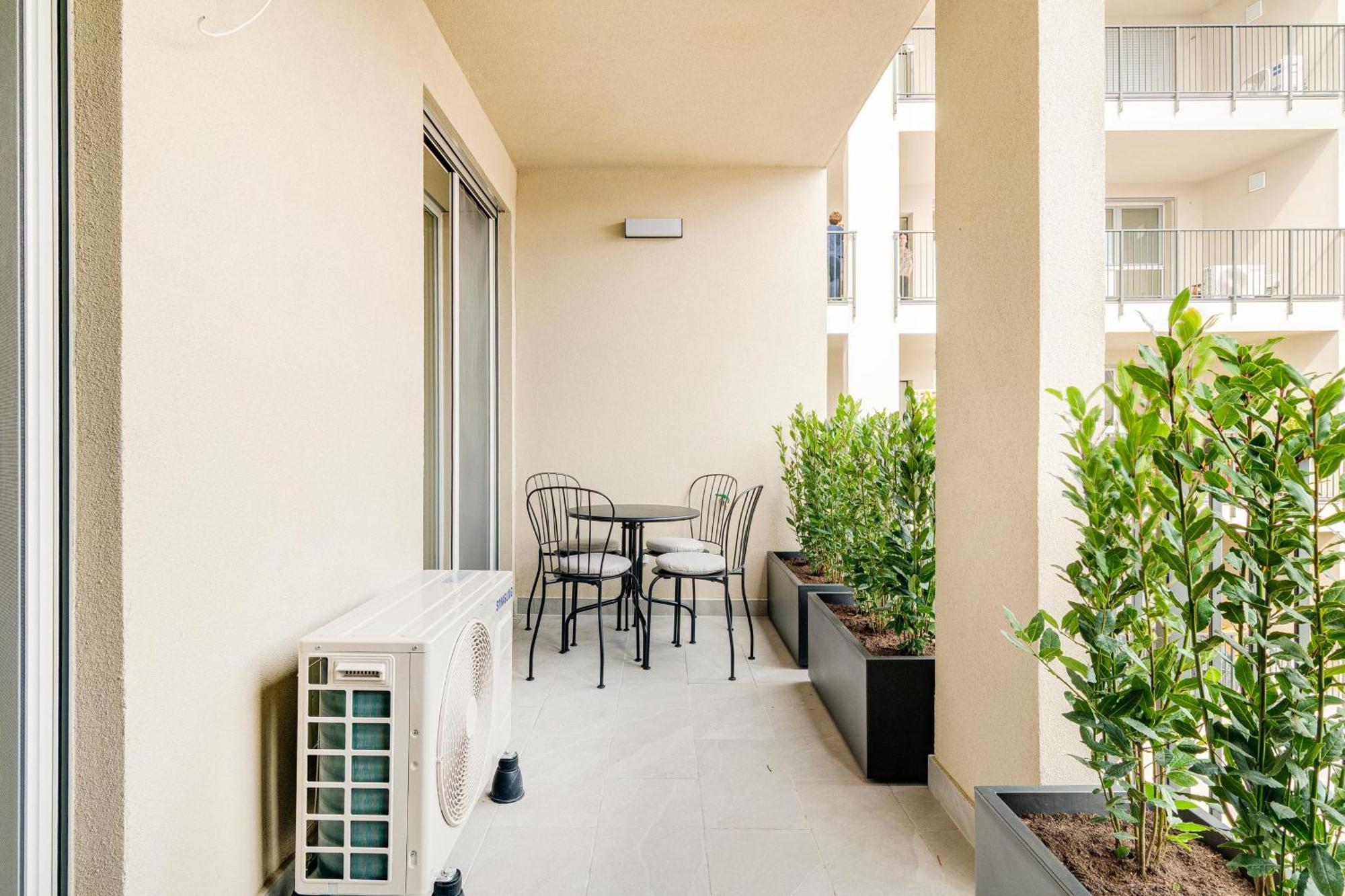 Certosa District - Modern Flat & Free Box Parking