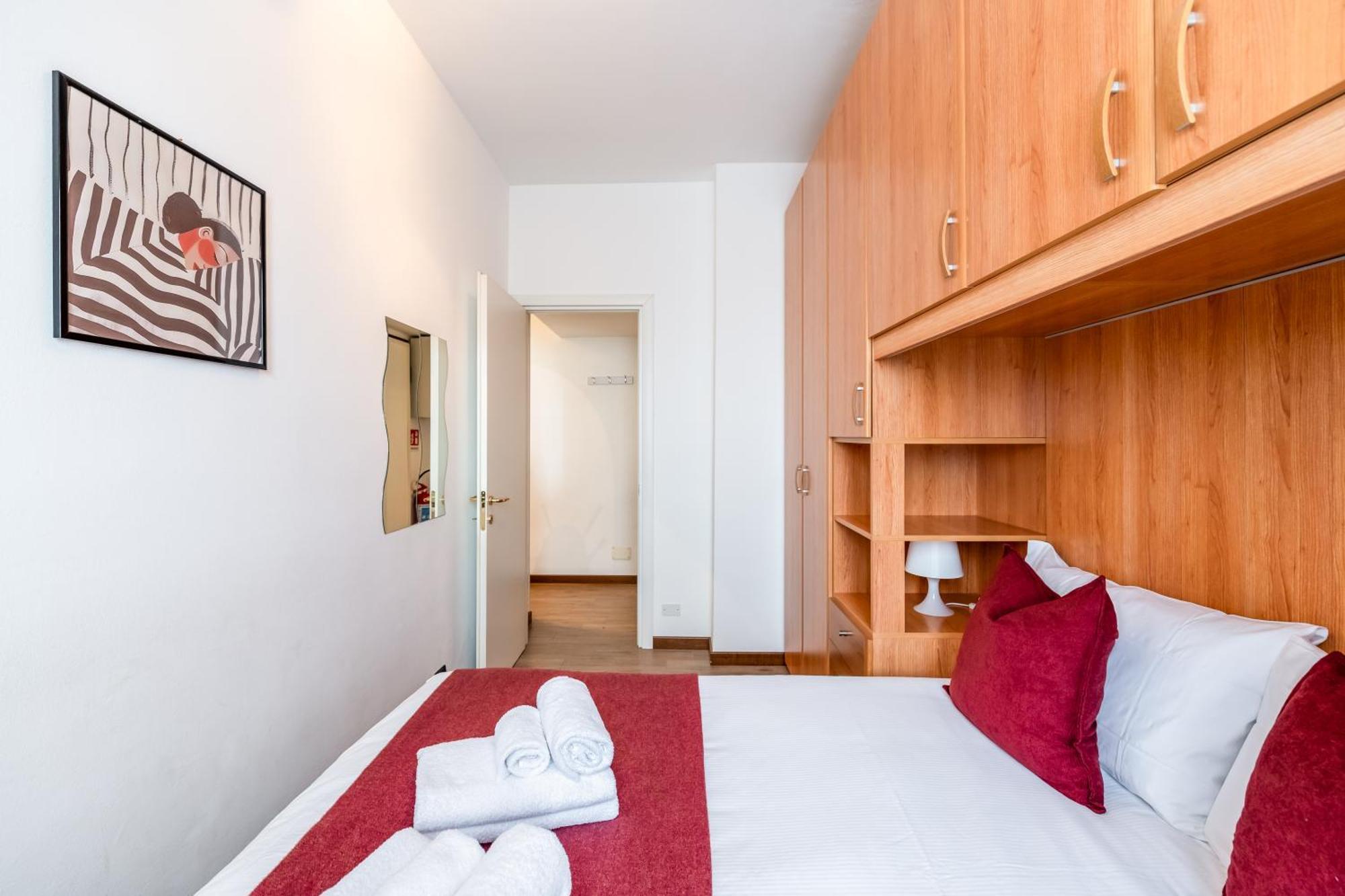 Appartamento Al 7 Cielo Certosa District