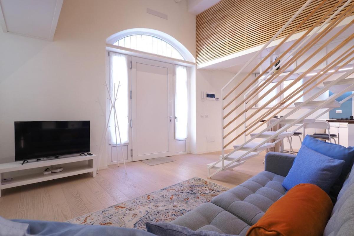 Modern Loft Just A Few Steps From Corso Appartement Milaan