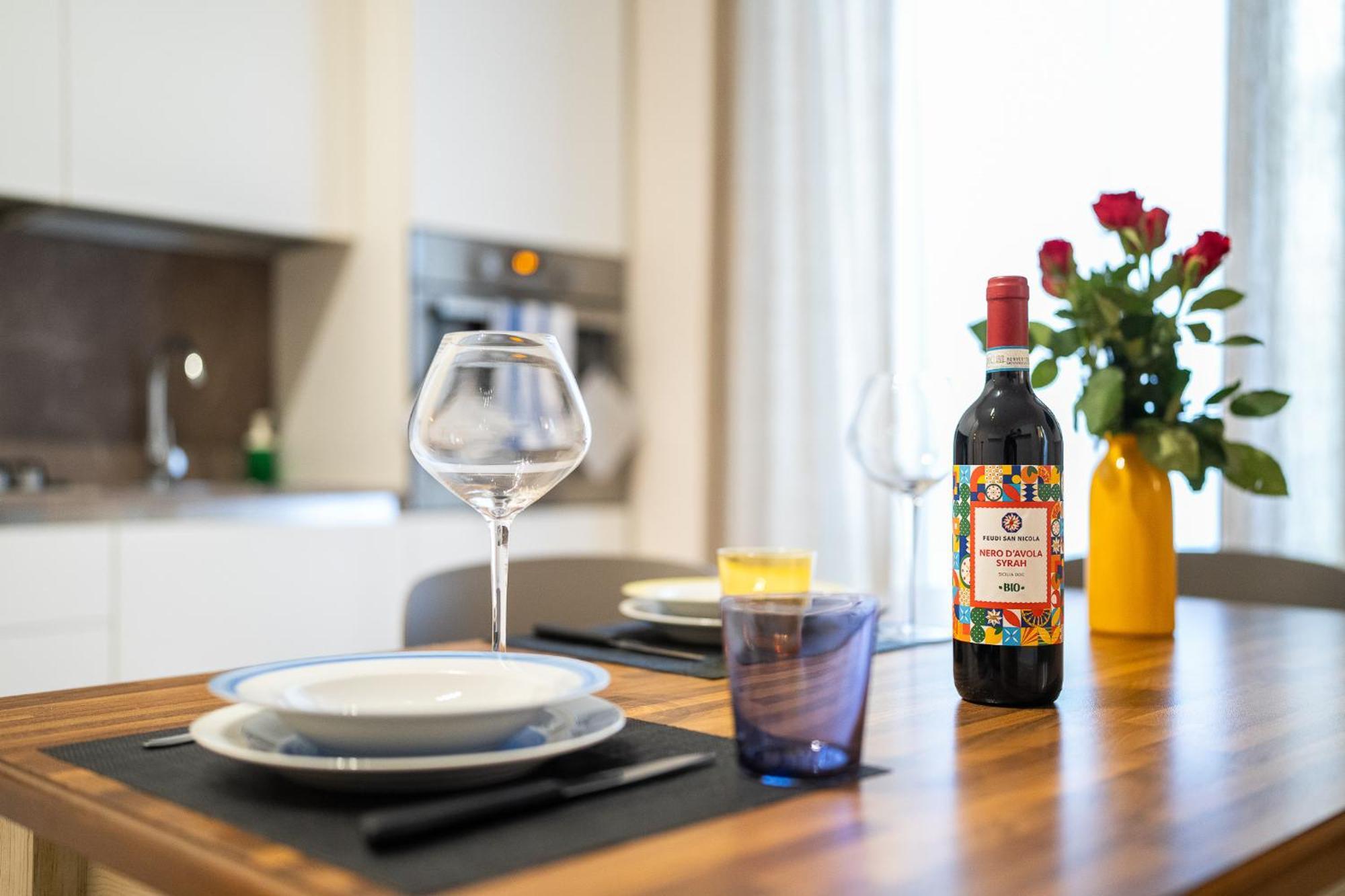 Charming Flat - Navigli, Duomo