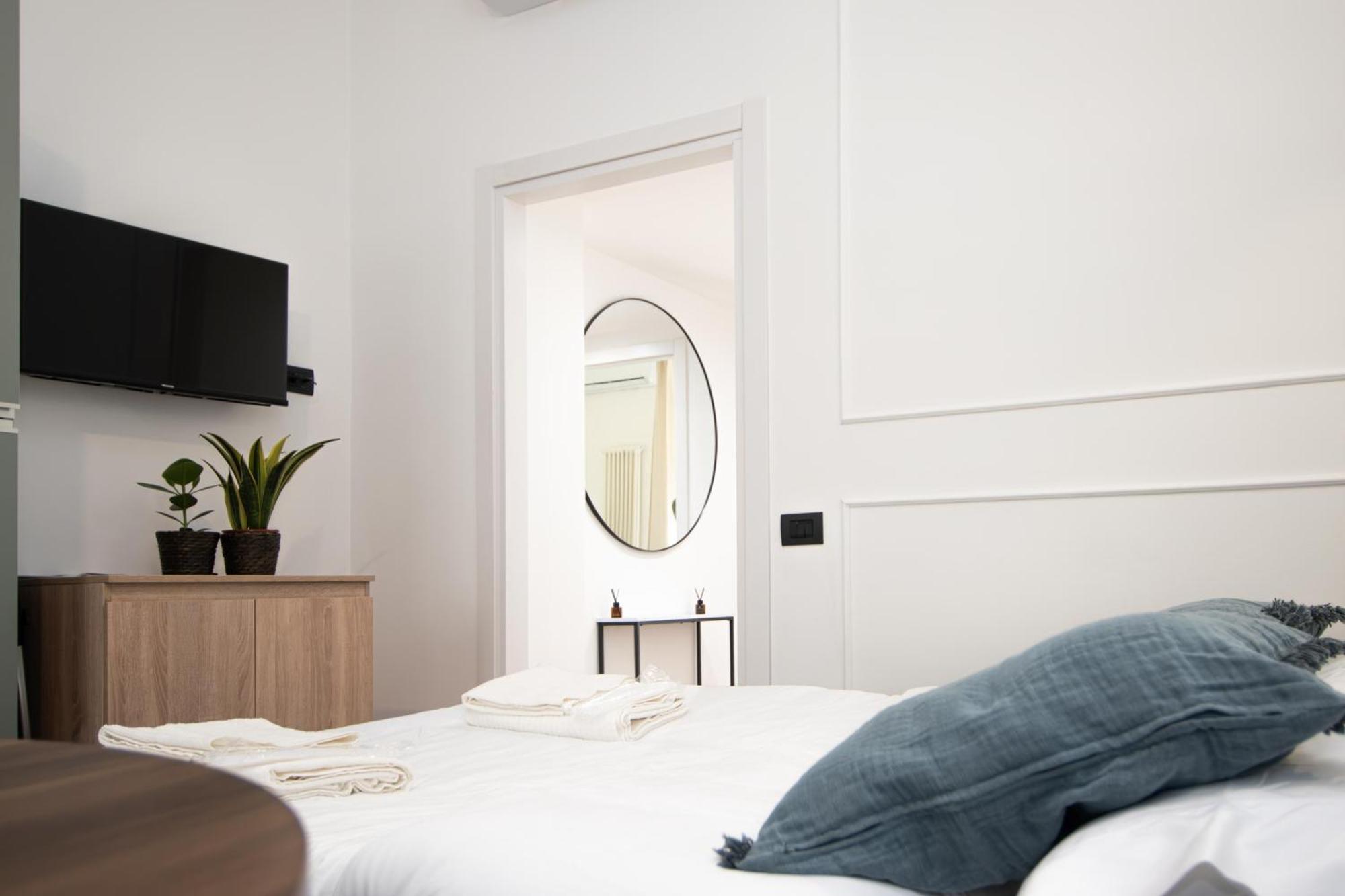 Casa Enea - Luxury House - Porta Romana - Duomo M3 Leilighet Milano