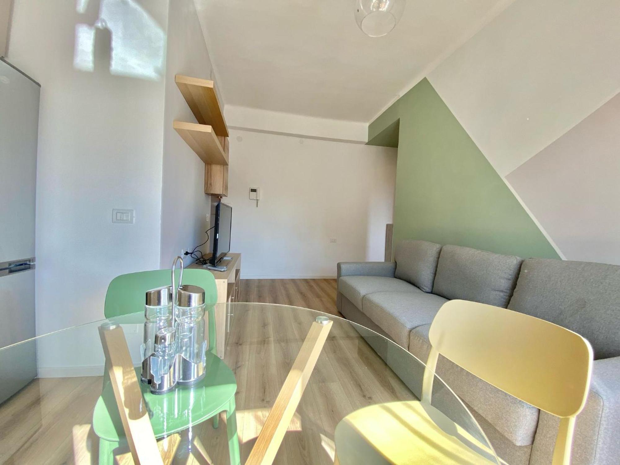 Metro S&m Home, Moderno E Confortevole Con Metro M3 Sotto Casa Leilighet Milano