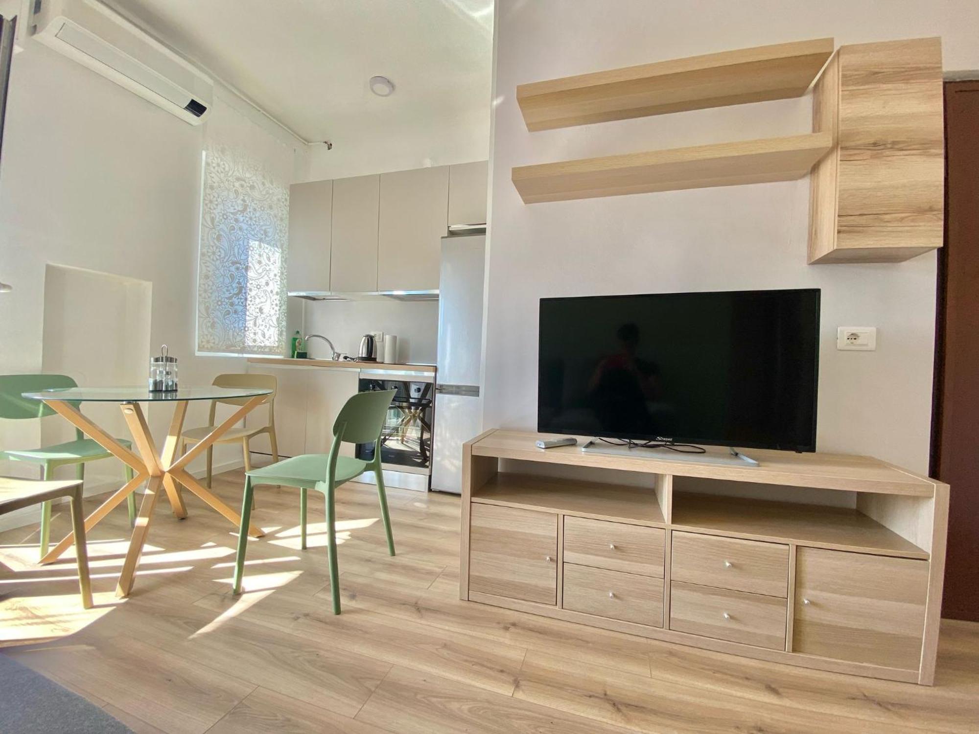 Leilighet Metro S&m Home, Moderno E Confortevole Con Metro M3 Sotto Casa Milano