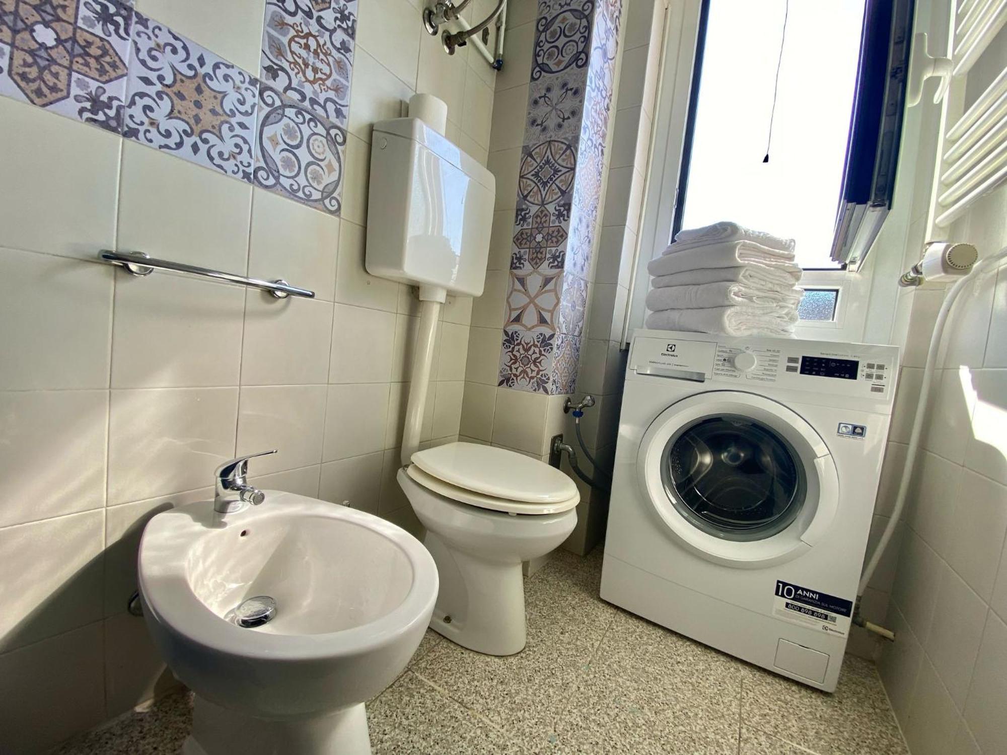 Metro S&m Home, Moderno E Confortevole Con Metro M3 Sotto Casa Leilighet Milano