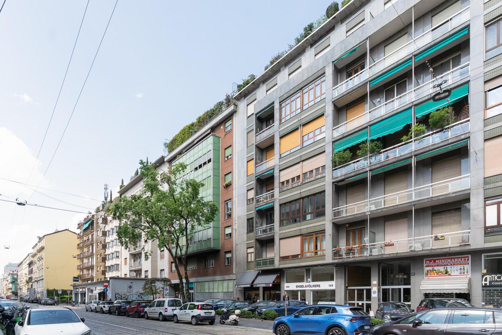 Apartment Porta Romana - Luminoso Bilocale
