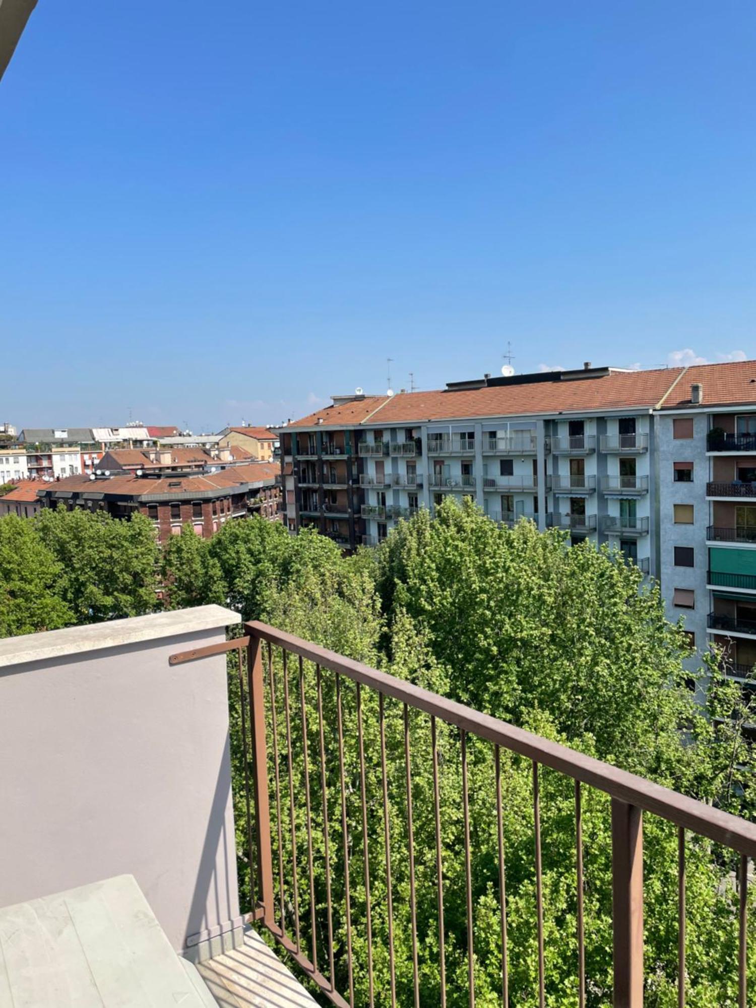 Trilocale Con Vista E Due Bagni Vicino Citylife Mailand