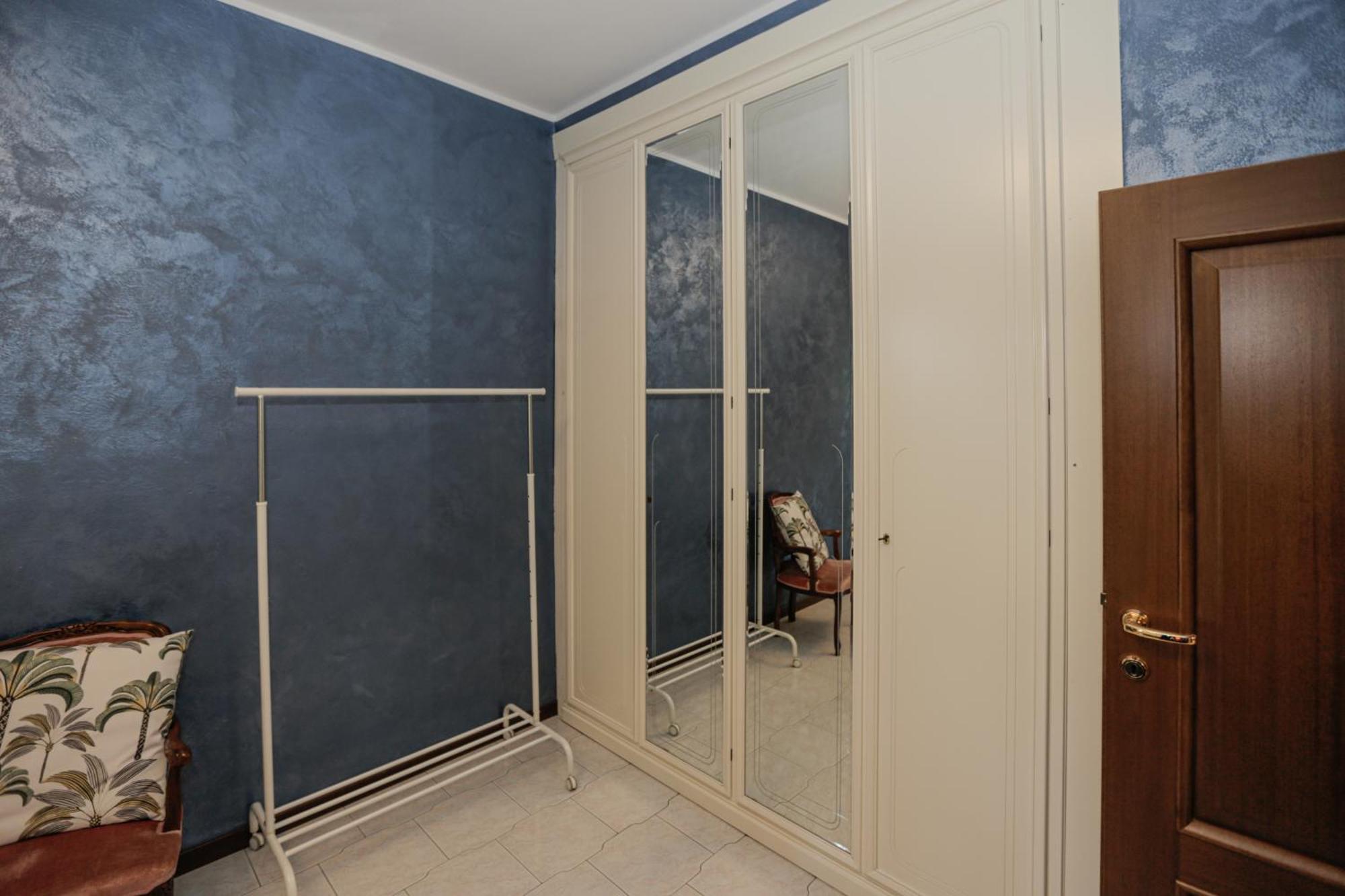 Alloggio in famiglia Cozy Room In Elegant Flat Shared With Alex, Tube 5 Min Walking