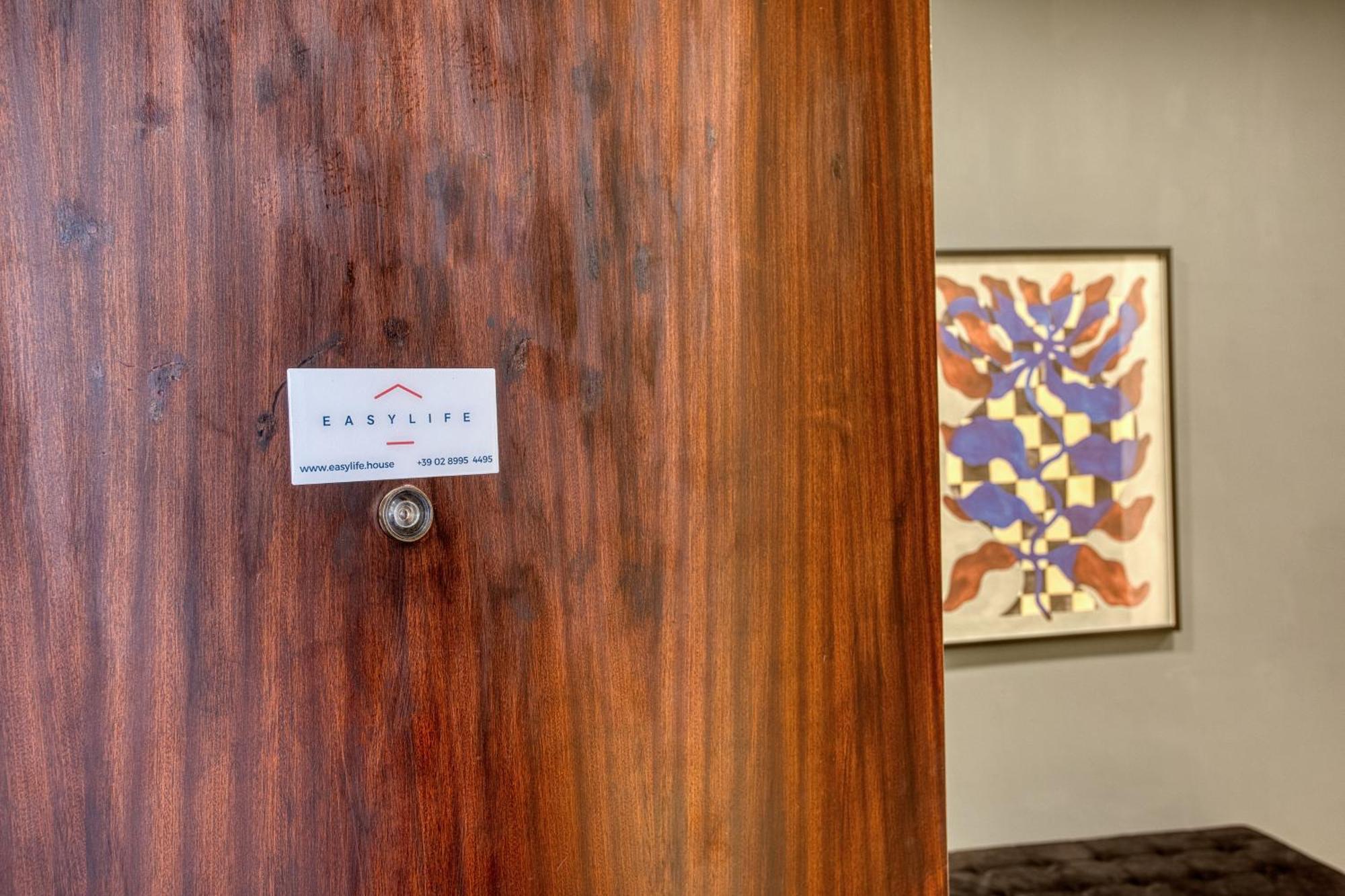 Appartamento Easylife - Elegante E Rifinito Vista Duomo In Piazza San Babila