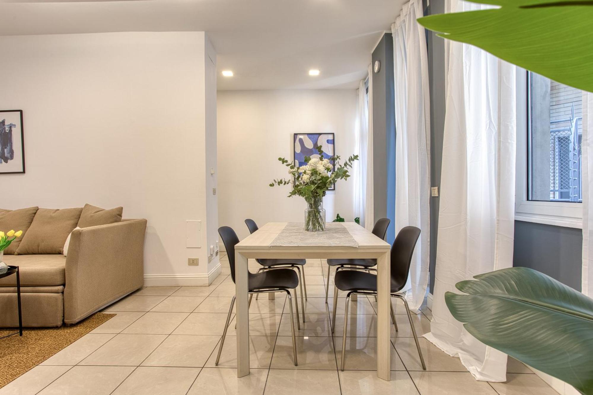 Appartamento Easylife - Elegante E Rifinito Vista Duomo In Piazza San Babila