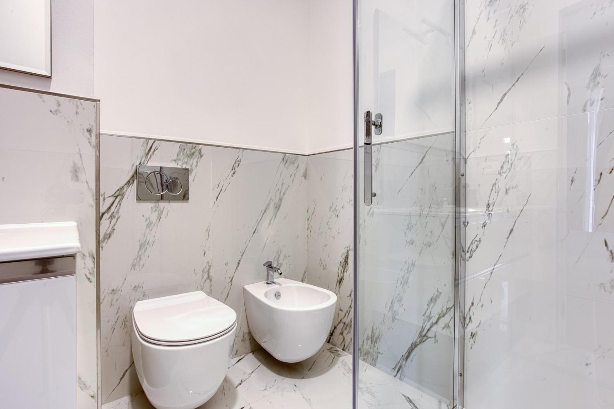 Easylife - Elegante E Rifinito Vista Duomo In Piazza San Babila Appartamento