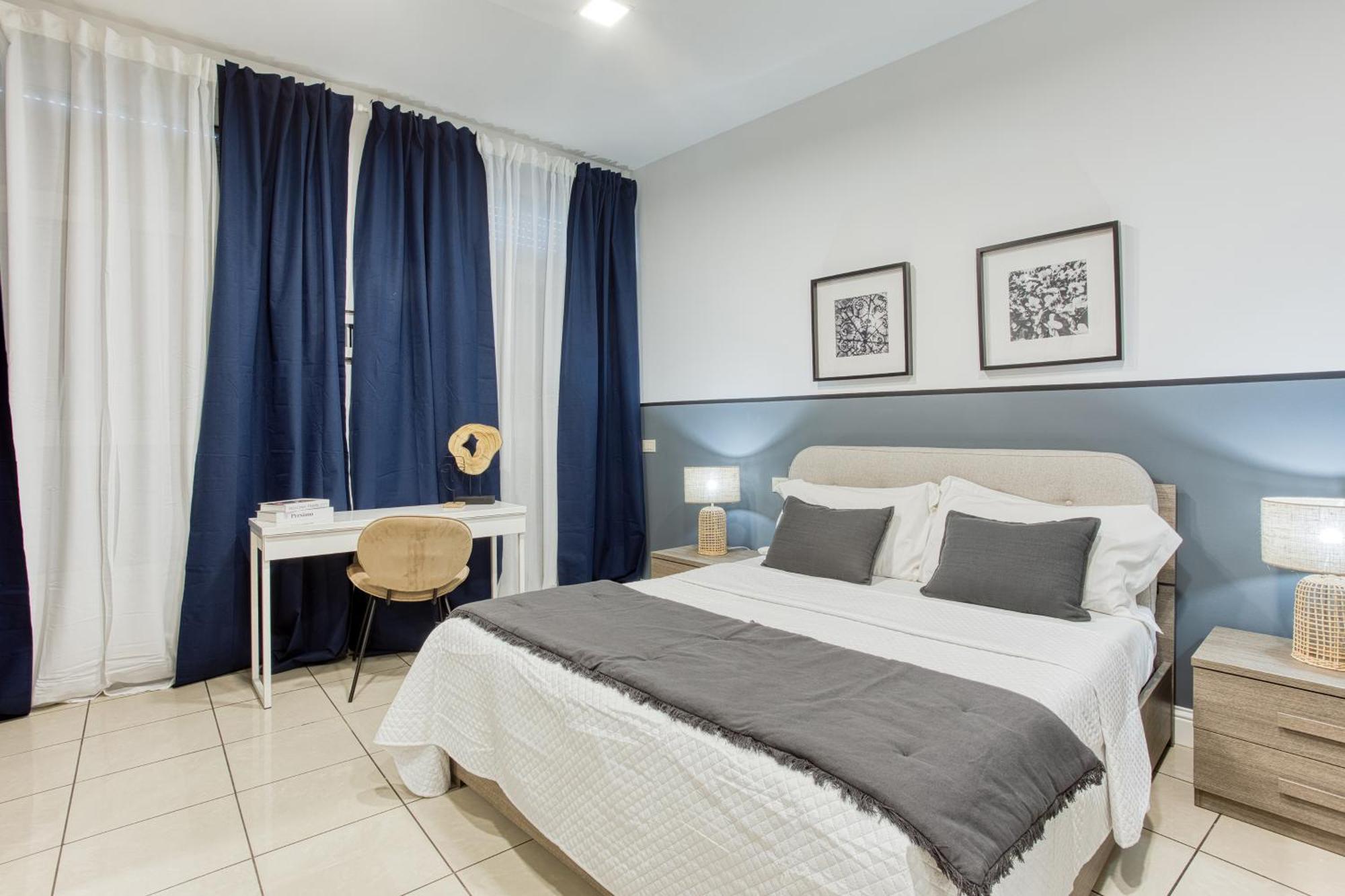 Easylife - Elegante E Rifinito Vista Duomo In Piazza San Babila Appartamento