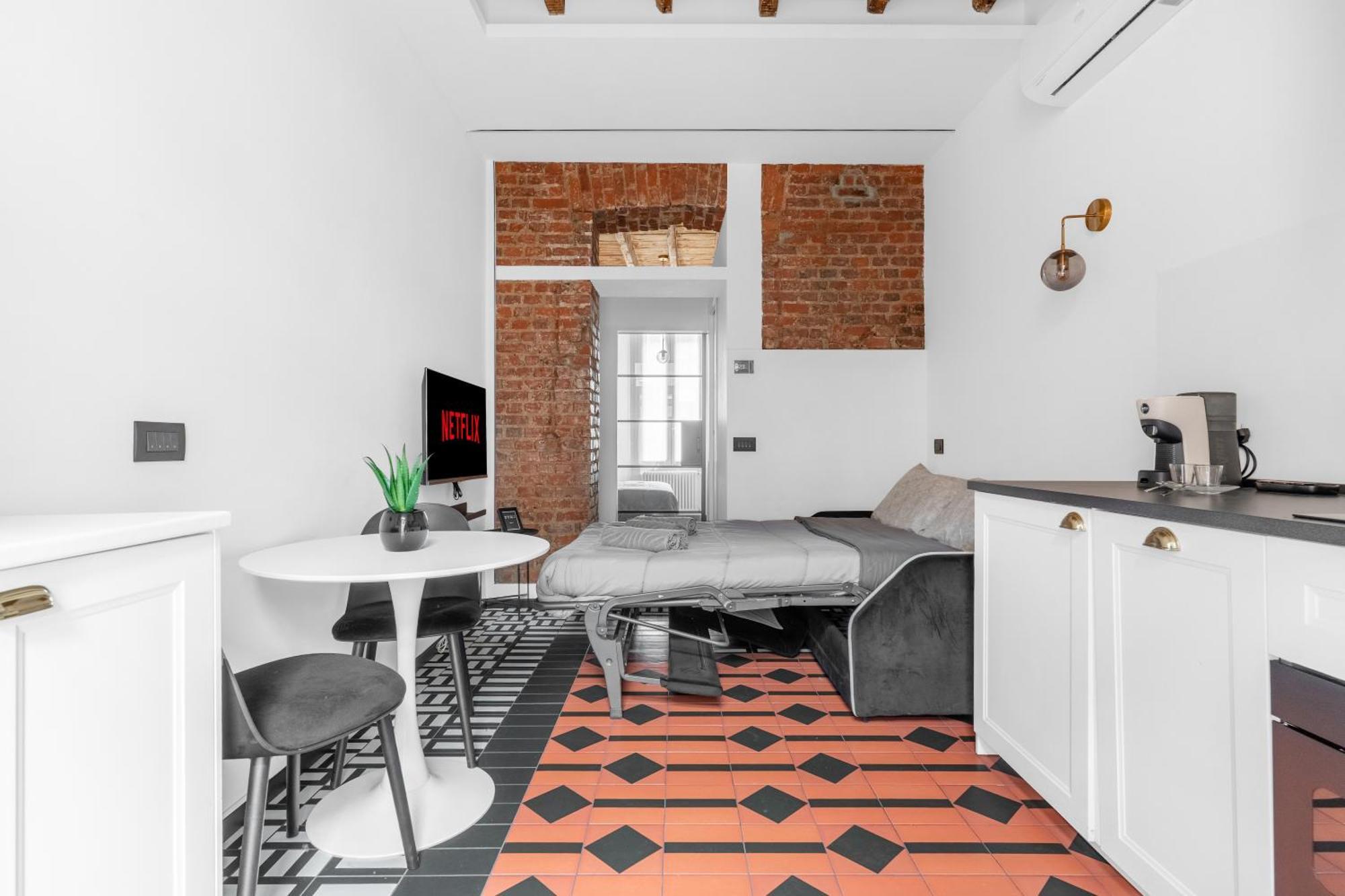 Cre12 -loreto - Duomo- Design - Elegant - Modern Milano