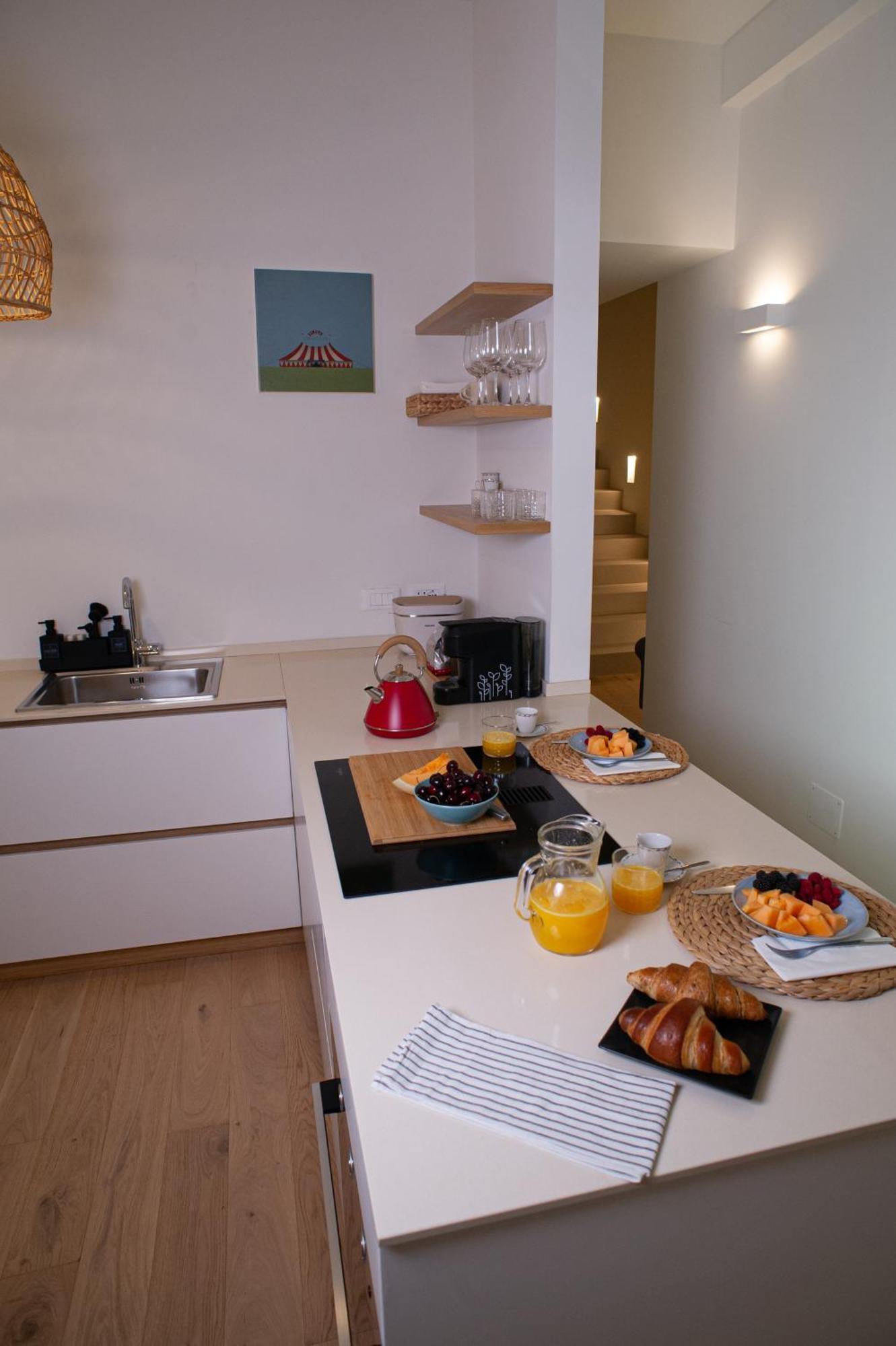 Apartment Varanini Luxury Double Bedroom Two And Sauna Mailand