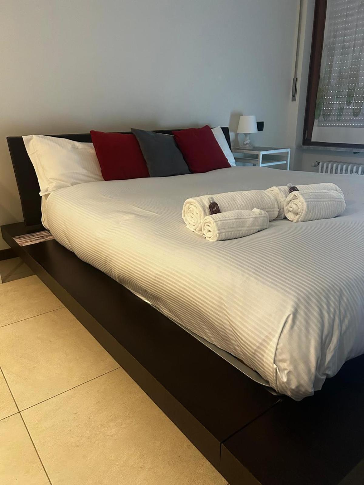 Bwr - Elegant Loft With Terrace, San Siro Appartamento