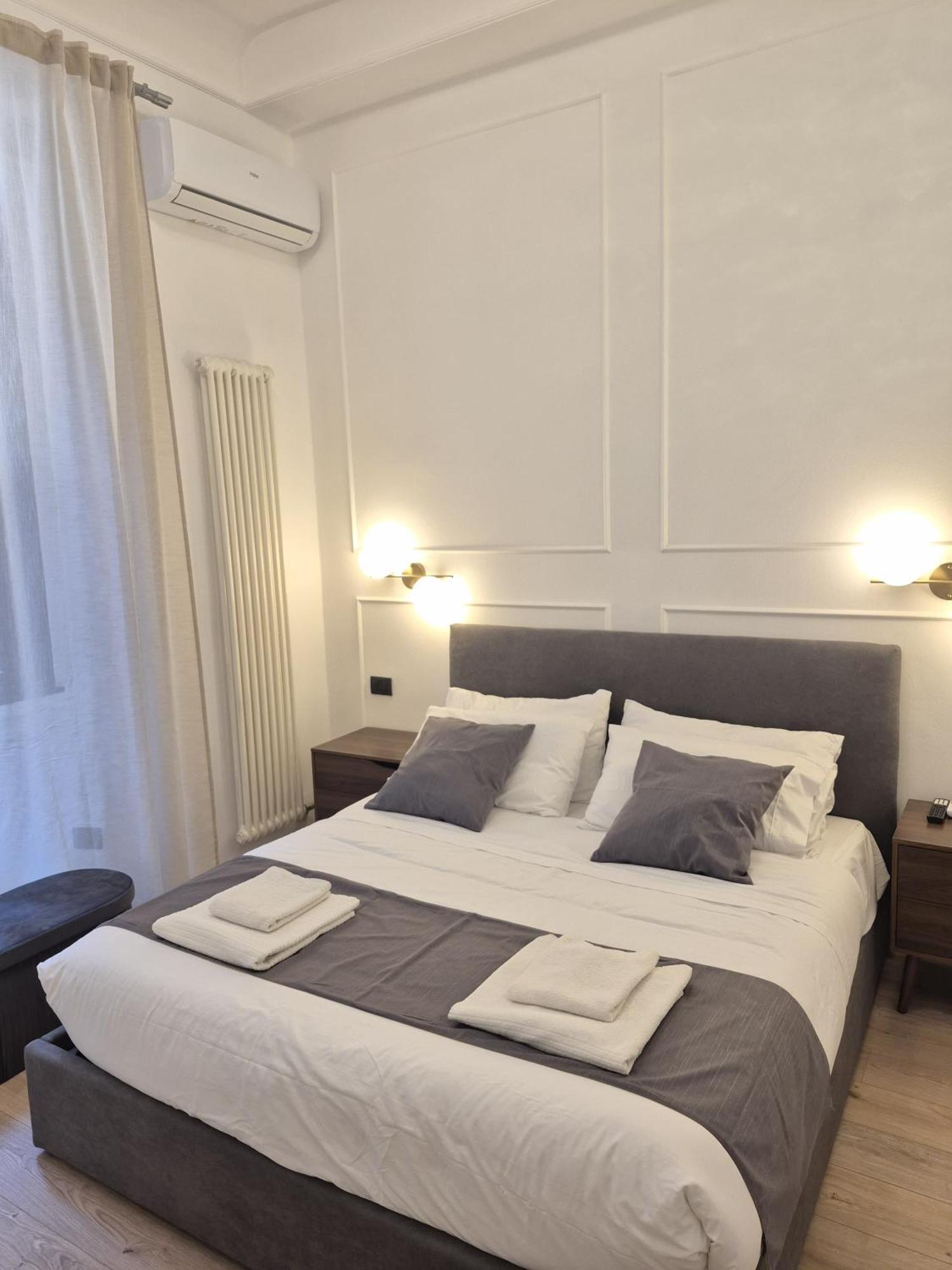 Casa Enea - Luxury House - Porta Romana - Duomo M3 Leilighet Milano