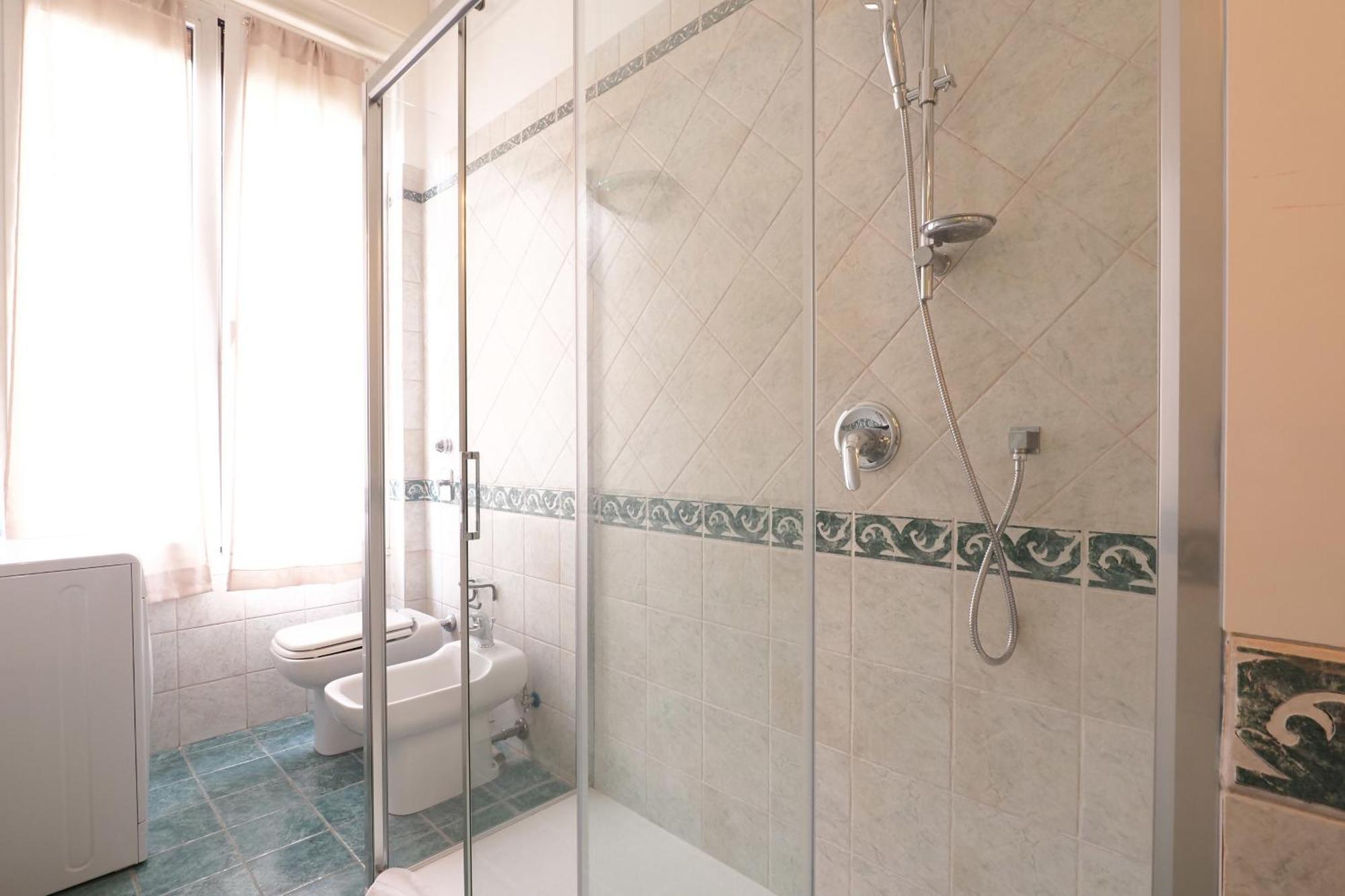 Sva18 - Fully Equipped Large Flat - S Ambrogio Apartment Mailand