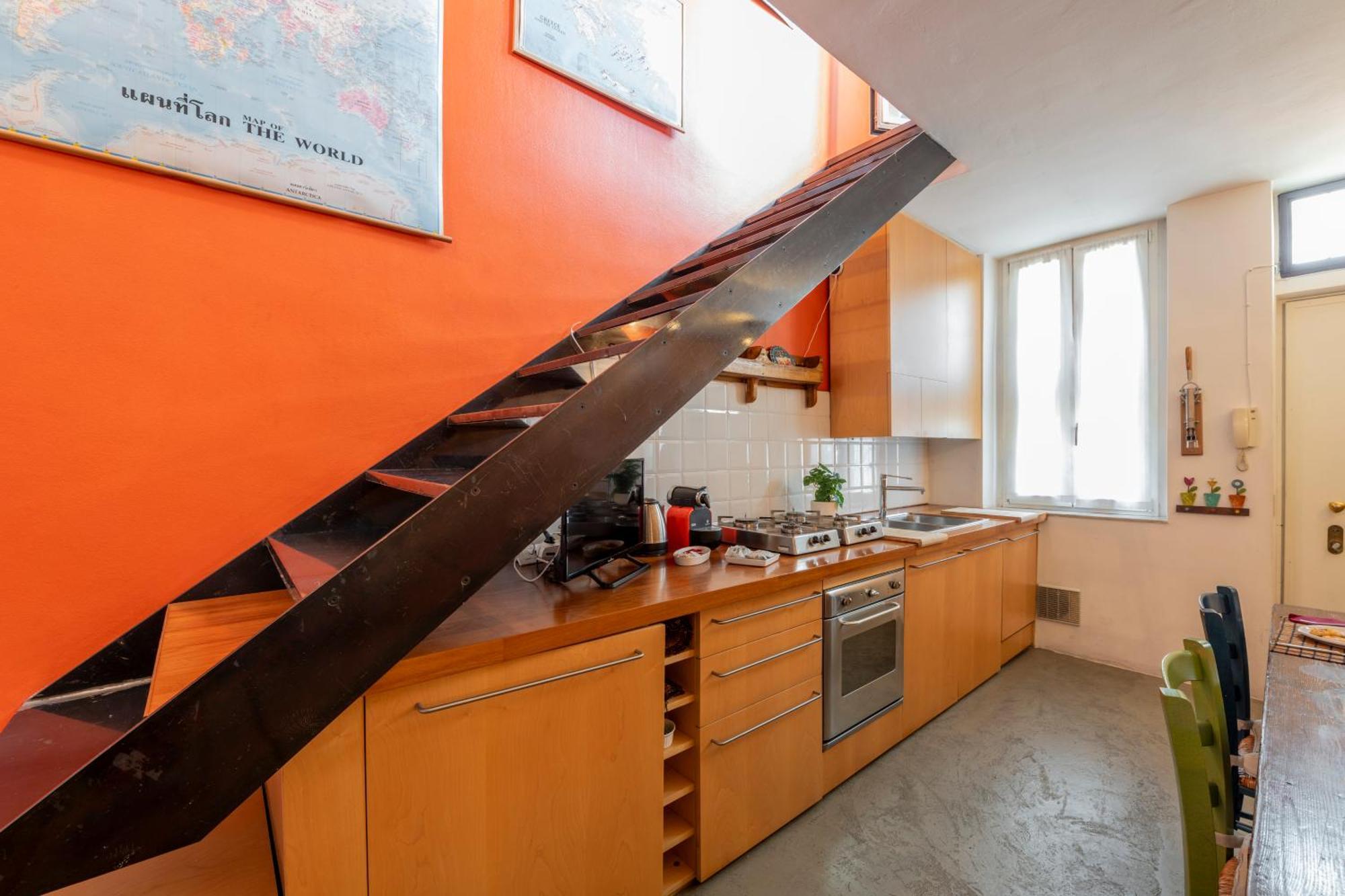 Paolo Sarpi, 36 - Inside Apartment Milan