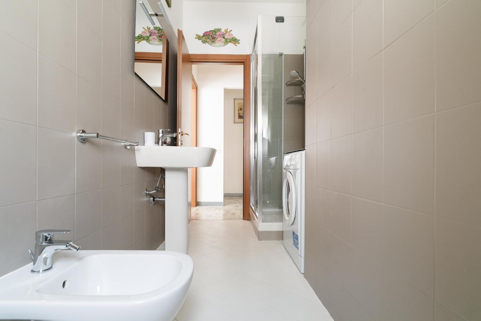 Apartment Guesthost - M1 Pasteur With Balcony *