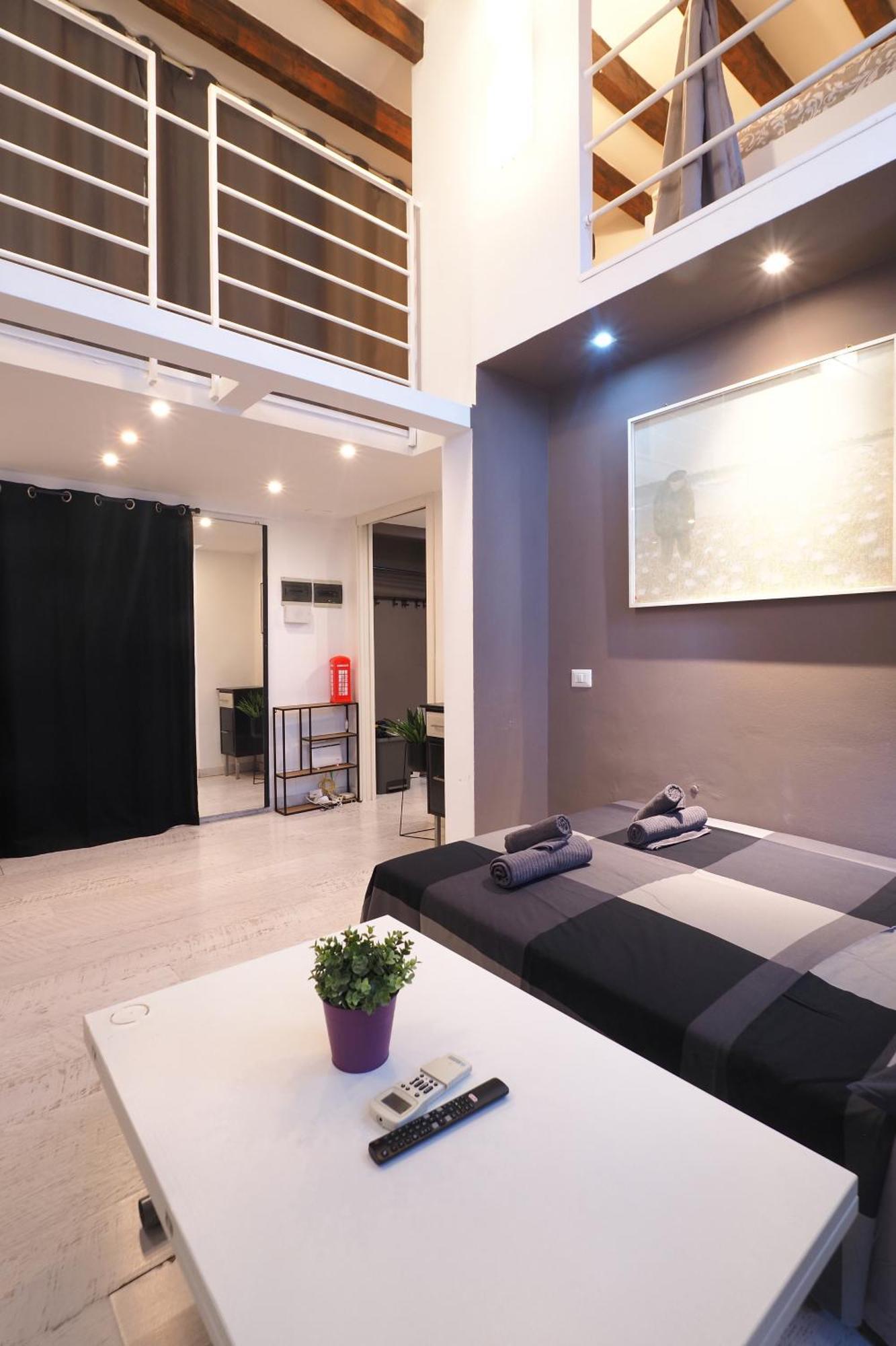 Primopiano - Schiaparelli A Flat Appartement