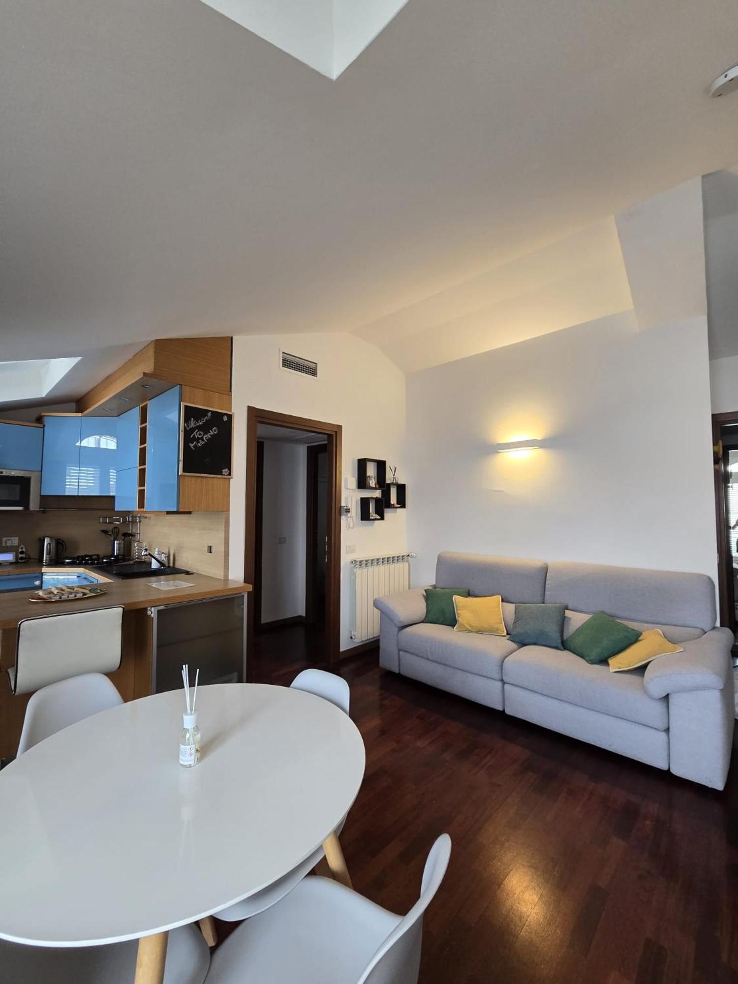 Urban Attic Isola District * Milano