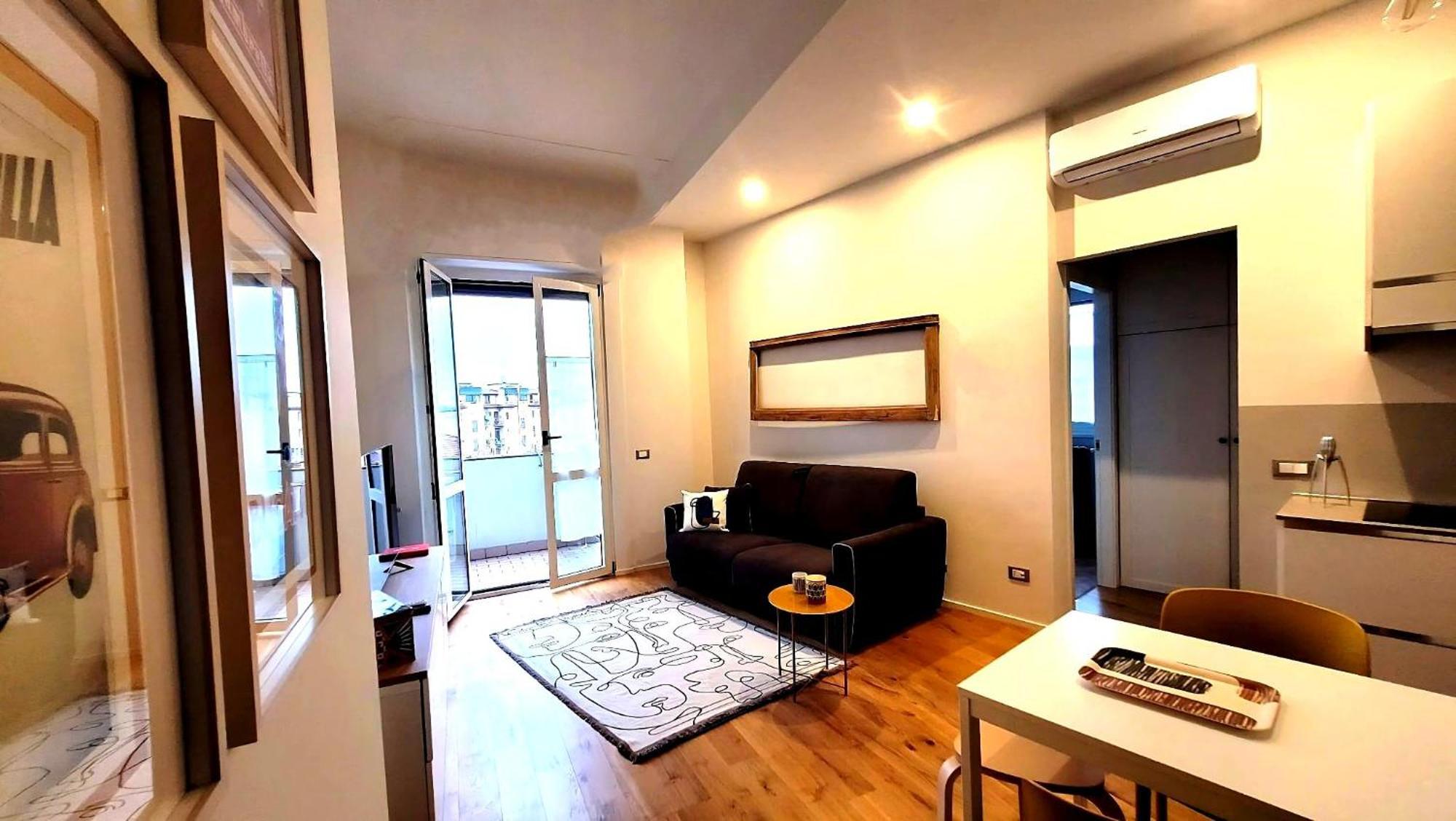 La Milanese, Appartamento Moderno Con Balcone - Metro Isola A 2 Min Lejlighed