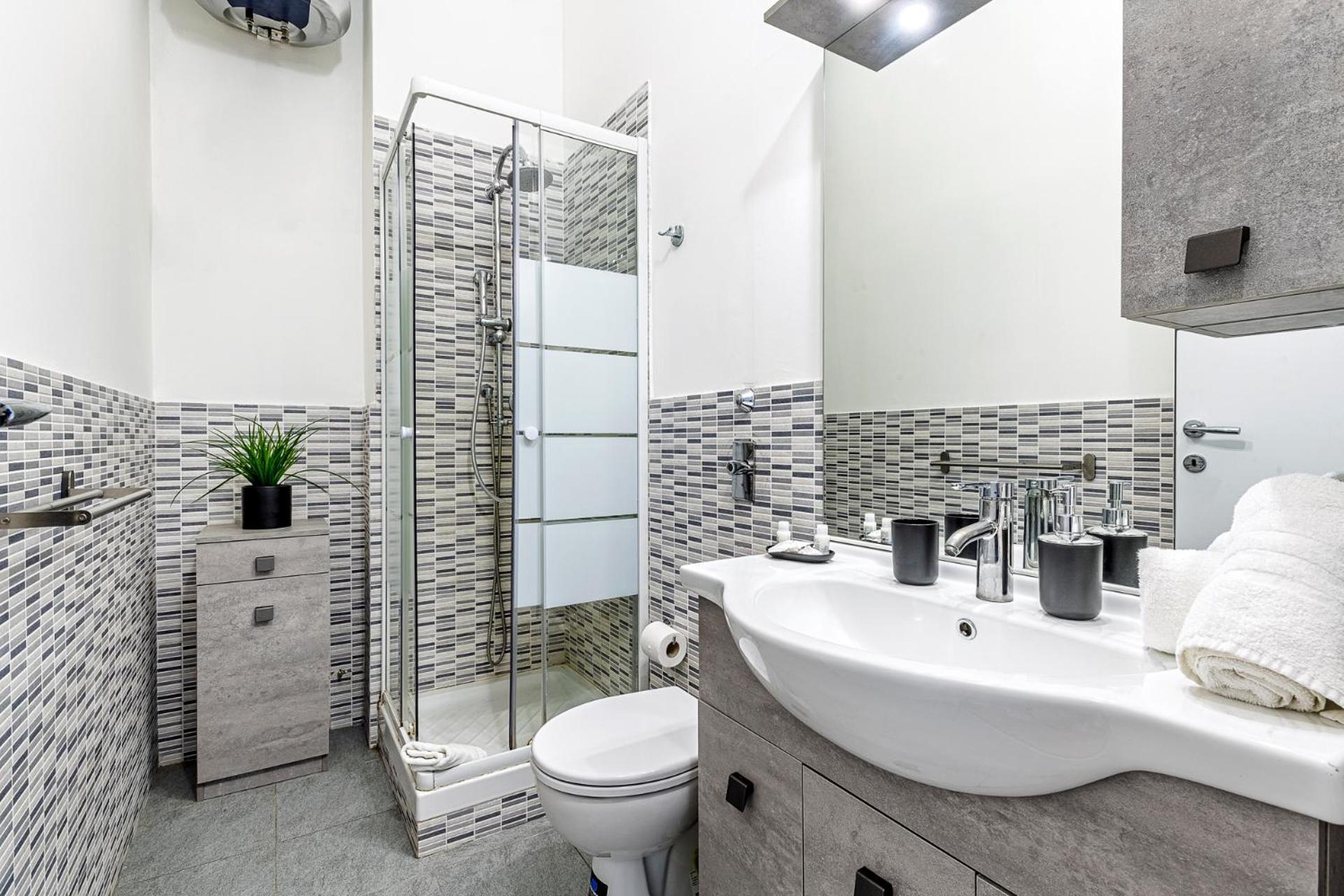 Luxury 4 Bedrooms Close To Duomo