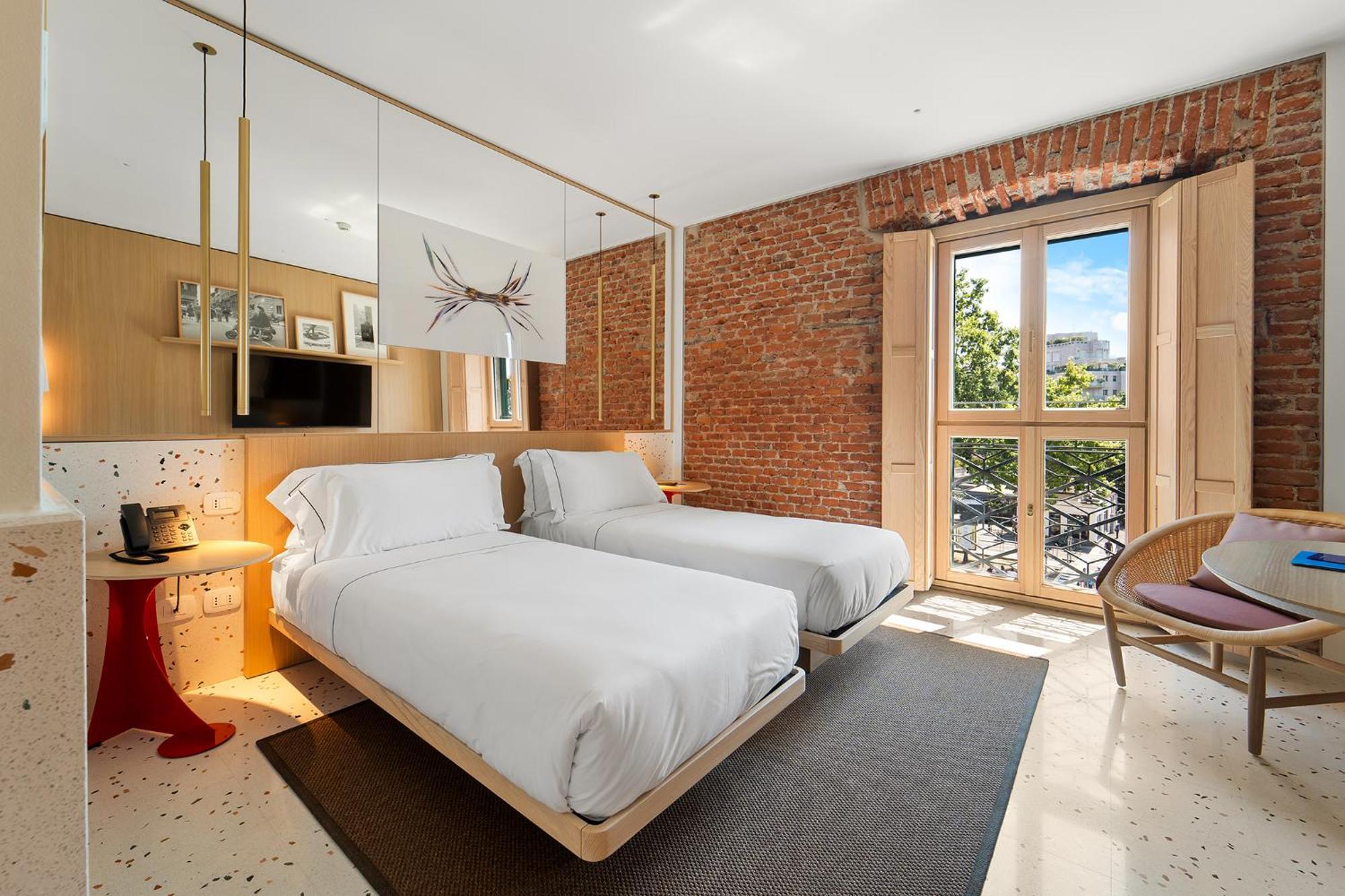 Milu Hotel 4*
