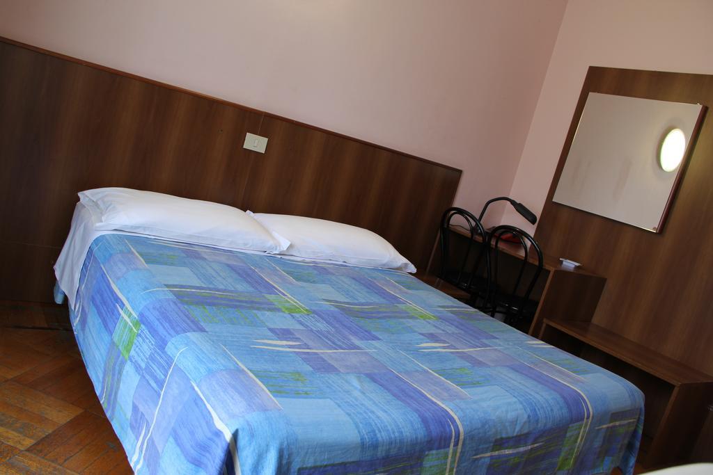 Rallye Hotel 2*