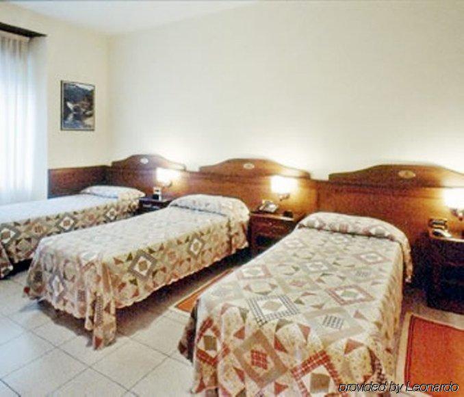 Hotell Pavone 3*