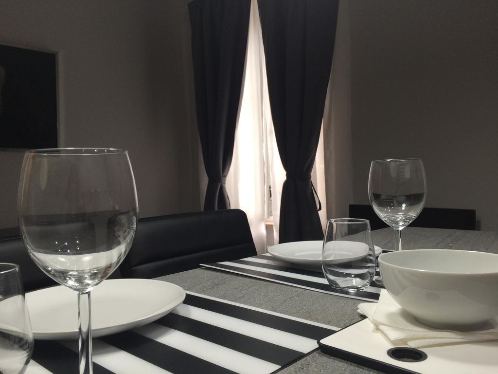 Apartment Kibilu - Via Confalonieri - Stazione Garibaldi - Zona Isola *