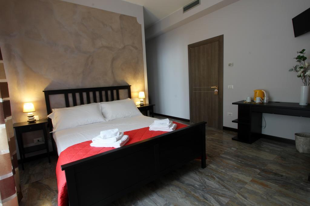 Guest house Milanorooms Bacone Self Check-in Milan