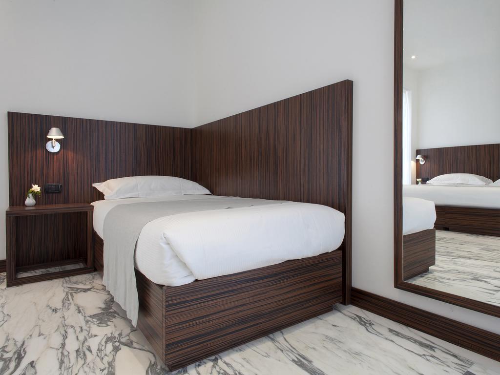 My Bed Montenapoleone Gasthof Mailand