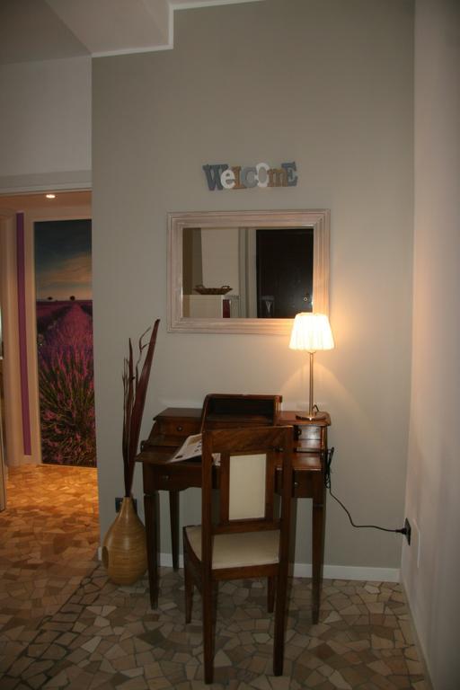 Chez Nous * Milaan