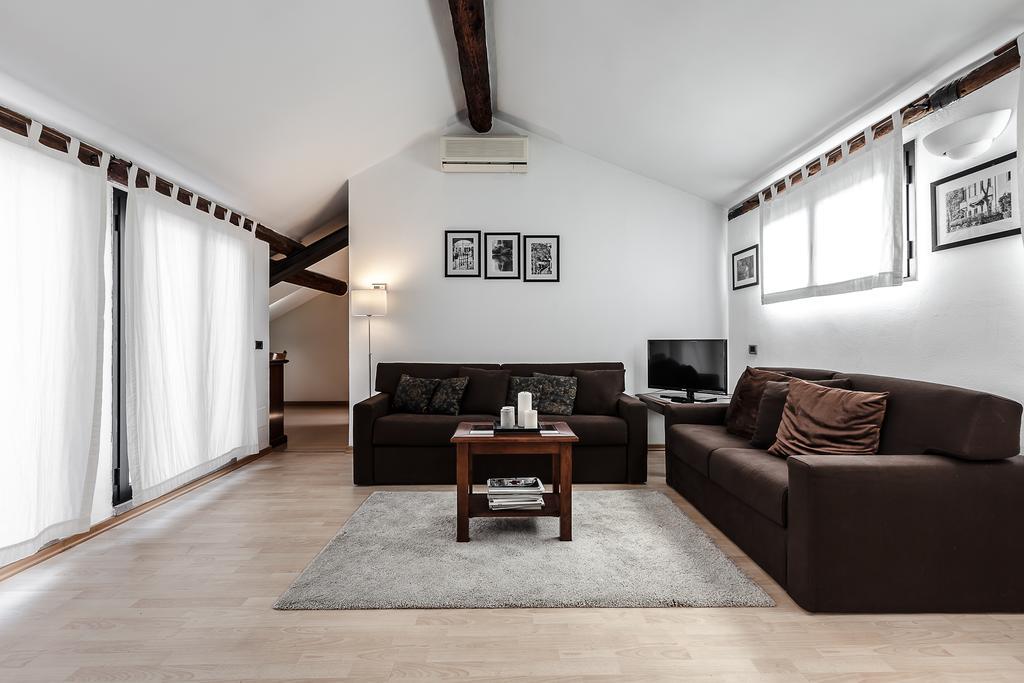 Apartment Milanrentals - Palazzi Milan