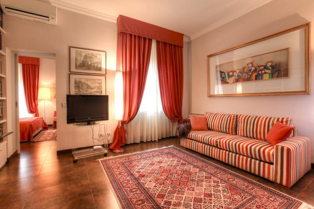 Luini 8 Bed & Breakfast *