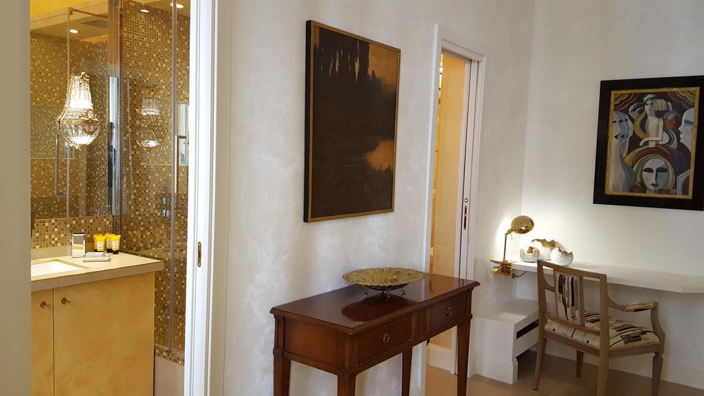 Apartment Bnbutler - Broletto 39 - A Few Steps To The Duomo And La Scala *