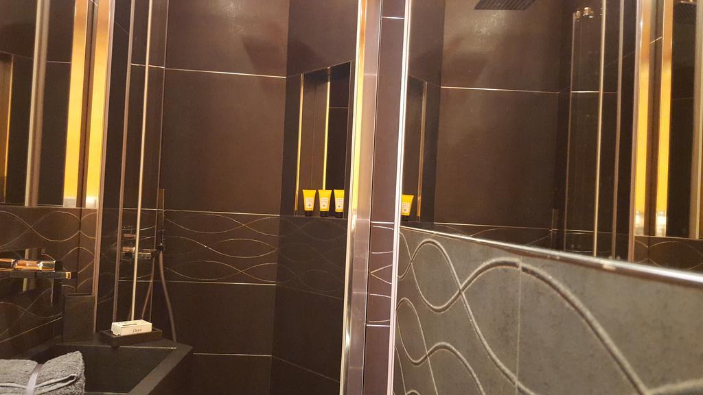 Apartment Bnbutler - Broletto 39 - A Few Steps To The Duomo And La Scala *